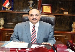 استبعاد مدير فرع الجملة بشبين القناطر لتلاعبه في توزيع السلع التموينية