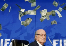 التحقيق بتحويلات مشبوهة حول مونديالي روسيا وقطر