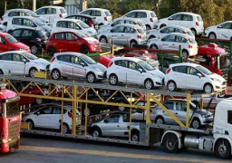 الحكومة تبحث الإعفاء الجمركى لسيارات المصريين بالخارج