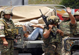 الجيش اللبنانى يوقف خمسة أشخاص متورطين فى تهريب سوريين