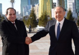 بالصور : الرئيس السيسي يزور المتحف الوطني لجمهورية كازاخستان