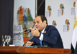 الرئيس يجتمع مع كبار المستثمرين ورجال الأعمال المشاركين فى منتدى أفريقيا