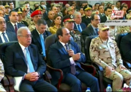 الرئيس السيسي يفتتح عددا من المشروعات الخدمية والوحدات السكنية بمدينة السادس من أكتوبر