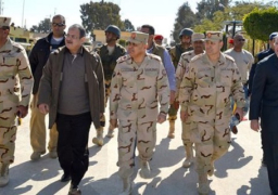 بالصور..وزيرا الدفاع والداخلية يتفقدان قوات إنفاذ القانون بشمال سيناء