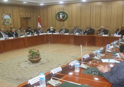 بيومي يبحث نسب الانجاز للجنة العليا لخدمة المجتمع بالمنوفية