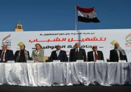 تسليم 200 سياره تاكسي لشباب المنوفية