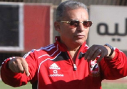 زيزو يكشف أخطاء لاعبى الأهلى أمام المحلة فى جلسة مطولة