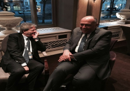 شكري يتناول مع جنتيلوني التطورات الخاصة بحادث مقتل المواطن الايطالي