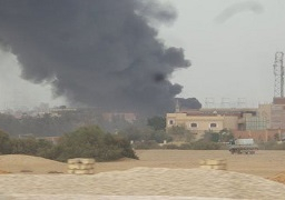 عاجل.. حريق هائل في 3 مصانع بمنطقة «أبو رواش» بالجيزة