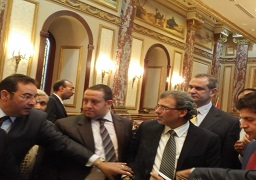 غضب بين النواب بعد اتهامات عبد العال لهم بهدم الدولة.. و”دعم مصر” يحاول تهدئتهم