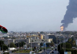 مسئولون : ارتفاع عدد قتلى ضربات جوية أمريكية في ليبيا إلى 43