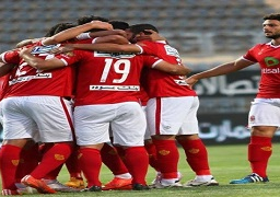 الأهلى يفوز على الزمالك بهدفين لايفونا وعمرو جمال