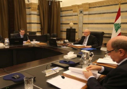 مجلس الوزراء اللبناني يؤكد حرصه على إزالة أي شوائب في علاقاته العربية