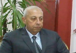 محافظ أسوان: تنفيذ تجربة جديدة لسد العجز من الأطباء فى الوحدات الصحية