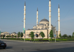 مرصد الإفتاء للإسلاموفوبيا يدين تهديد اليمين المتطرف لمساجد هولندا