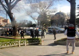 مصرع جنديين وشرطى بجيزرة..وإحراق 8 سيارات بأنقرة واسطنبول