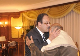 وزير الداخلية: أقبل رأس أي مواطن تعرض لإساءة من جانب تجاوزات فردية من رجل شرطة