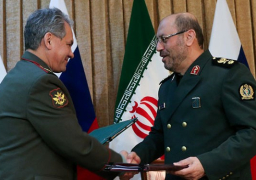 وزير الدفاع الروسي يصل الى طهران حاملا رسالة من بوتين