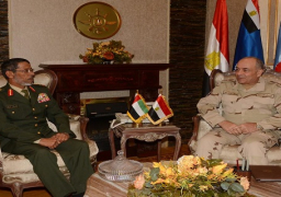 وزير الدفاع ورئيس الأركان يلتقيان رئيس الأركان الإماراتي