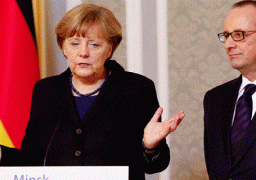 أولاند وميركل يبحثان الإعداد للقمة بين الاتحاد الأوروبي وتركيا حول أزمة المهاجرين