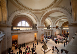 افتتاح الجناح الجديد لمتحف “المتروبوليتان” الأمريكي