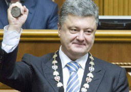 الرئيس الأوكراني يدعو الولايات المتحدة والغرب إلى تشديد العقوبات ضد روسيا