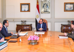 السيسى يوجه بالقضاء على مشكلة العشوائيات خلال عام