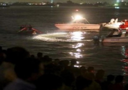 انتشال جثث الغارقين الثلاث في حادث مركب أسوان