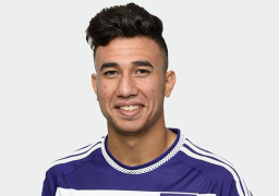 اندرلخت يعلن عزمه شراء تريزيجيه بشكل نهائي من الاهلي