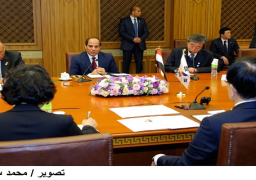 بالصور .. السيسى يلتقي رئيس البرلمان الكوري وعدد من نوابه