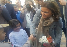 بالصور..وزيرة التعاون الدولى تتفقد مشروع إزالة الالغام بالعلمين.. وتؤكد أنها تمثل عائقاً للتنمية المستدامة