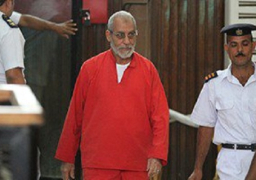 اليوم.. استئناف محاكمة بديع و36 متهما في قضية “غرفة عمليات رابعة”