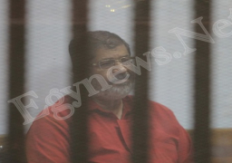 تأجيل محاكمة مرسي و 10 آخرين لاتهامهم بالتخابر لقطر إلى الأحد