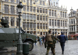 زعماء العالم يعزون بروكسل وأوروبا تشدد إجراءاتها الأمنية