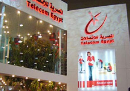 المصرية للاتصالات تدرس كافة الخيارات بشأن حصتها في فودافون