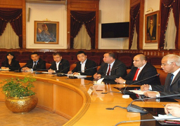 محافظ القاهرة : الاستعانة بالخبرات الصينية في تطوير النقل العام والجراجات الذكية