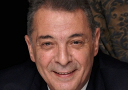 محمود حميدة رئيساً شرفياً لمهرجان القاهرة السينمائي الدولي