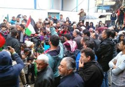 مسئول فلسطيني يطالب “الأونروا” بالعدول عن قرارات تقليص خدماتها المقدمة للاجئين