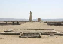 وزير الآثار يفتتح غدا مركز زوار تل العمارنة بالمنيا