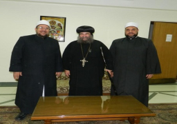 وزير الأوقاف يستقبل أسقف أسيوط على هامش مؤتمر “الإعلام والتصدي للإرهاب”