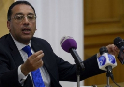 وزير الإسكان يعد بتوفير ألفين فدان لتنفيذ 140 ألف وحدة من مبادرة الاستثمار العقاري