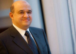 وزير السياحة يشارك في افتتاح الدورة الـ٣٨ لمعرض “توب ريزا”