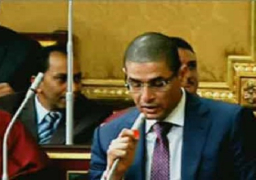 ابو حامد: نقد خالد يوسف لبيان الحكومة يتناقض مع الدستور
