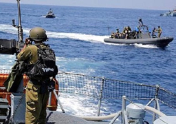 البحرية الإسرائيلية تعتقل صيادين فلسطينيين قبالة شواطئ شمال قطاع غزة