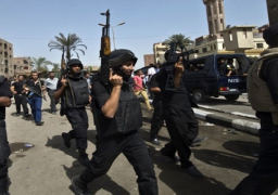 الداخلية : مقتل 8 خطرين وضبط 106 آخرين و40 قنبلة وار بى جى بالجعافرة