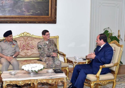 الرئيس السيسي يستقبل قائد القيادة المركزية الأمريكية…السيسي: حريصون على الارتقاء بالتعاون الثنائي مع أمريكا على الأصعدة كافة