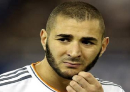 الشارع الفرنسي يرفض عودة بنزيمة إلى المنتخب