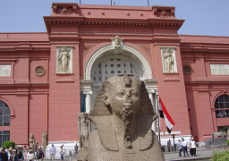 فتح المتاحف و المواقع الأثرية للمصريين والأجانب مجانا