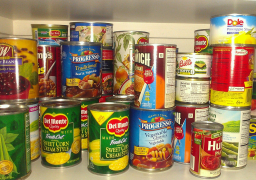 تقرير: المعلبات تحتوي على نسب عالية من المواد السامة والمسرطنة