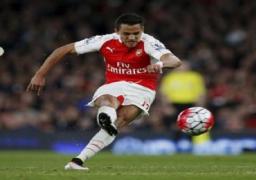 ثنائية سانشيز تقود أرسنال للمركز الثالث في الدوري الإنجليزي